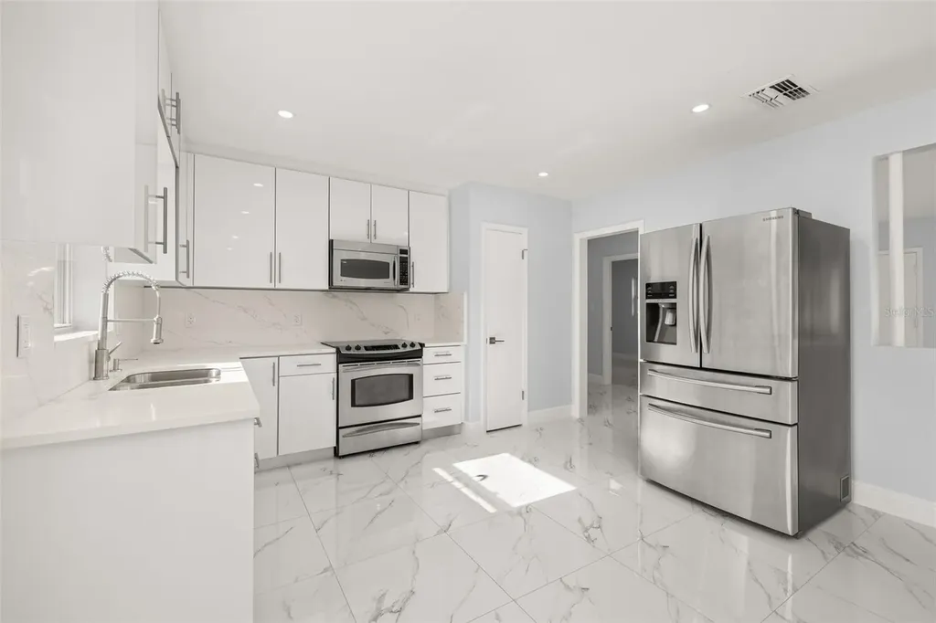 930 Aultman Road Kissimmee FL 34744