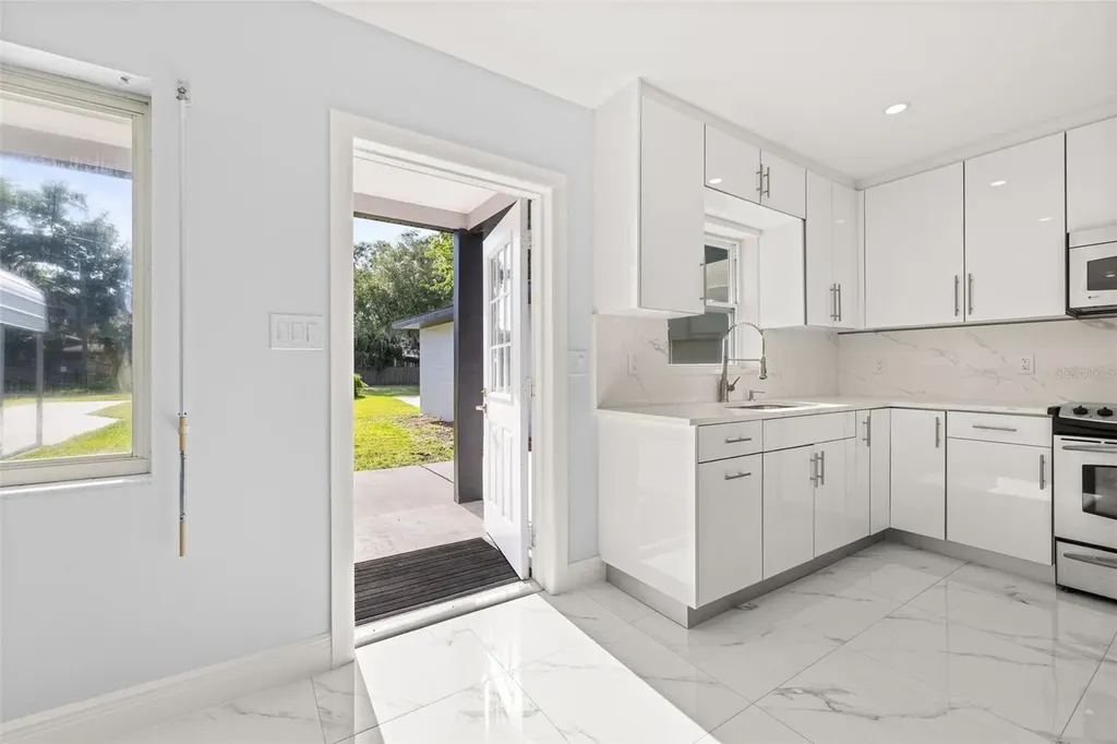 930 Aultman Road Kissimmee FL 34744