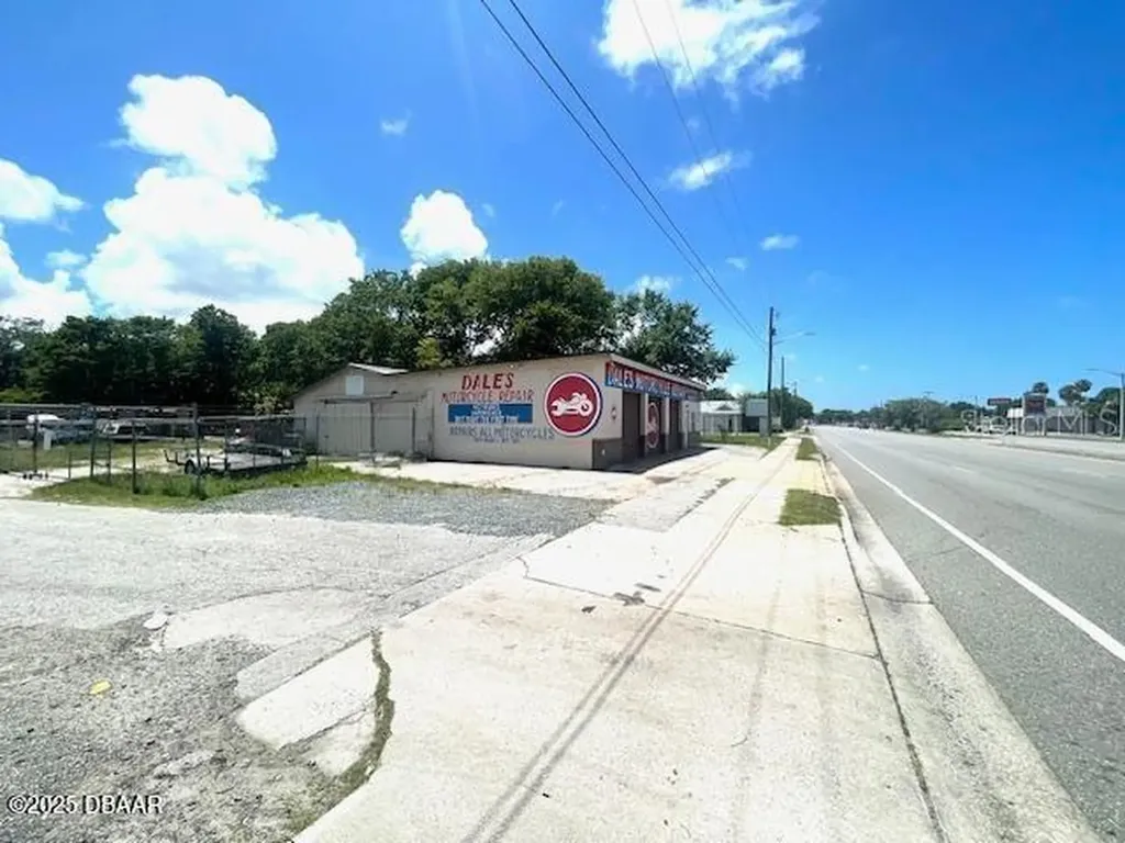 1520 N Nova & 10th Road Daytona Beach FL 32117