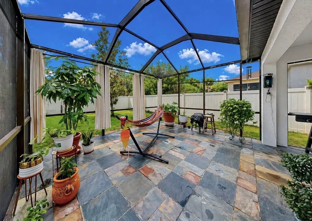 15475 Long Cypress Drive Ruskin FL 33573