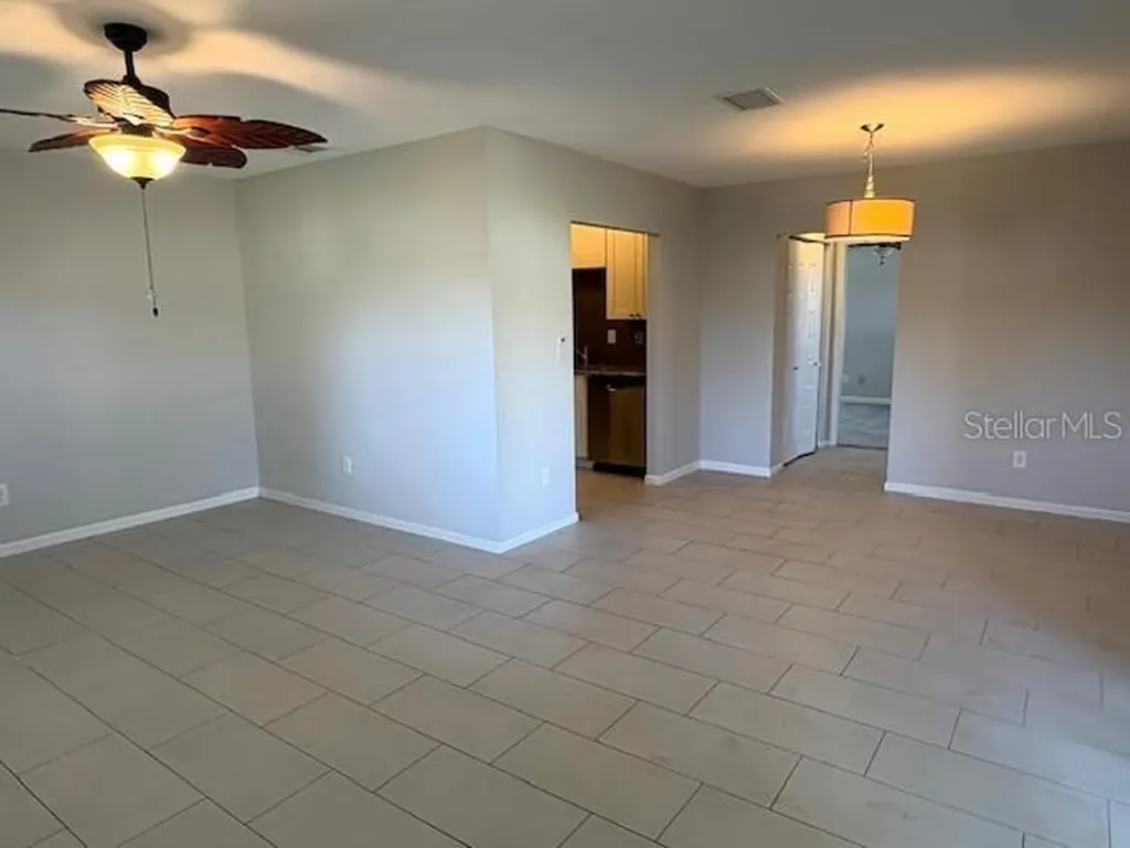 1902 Dandridge Street Sun City Center FL 33573