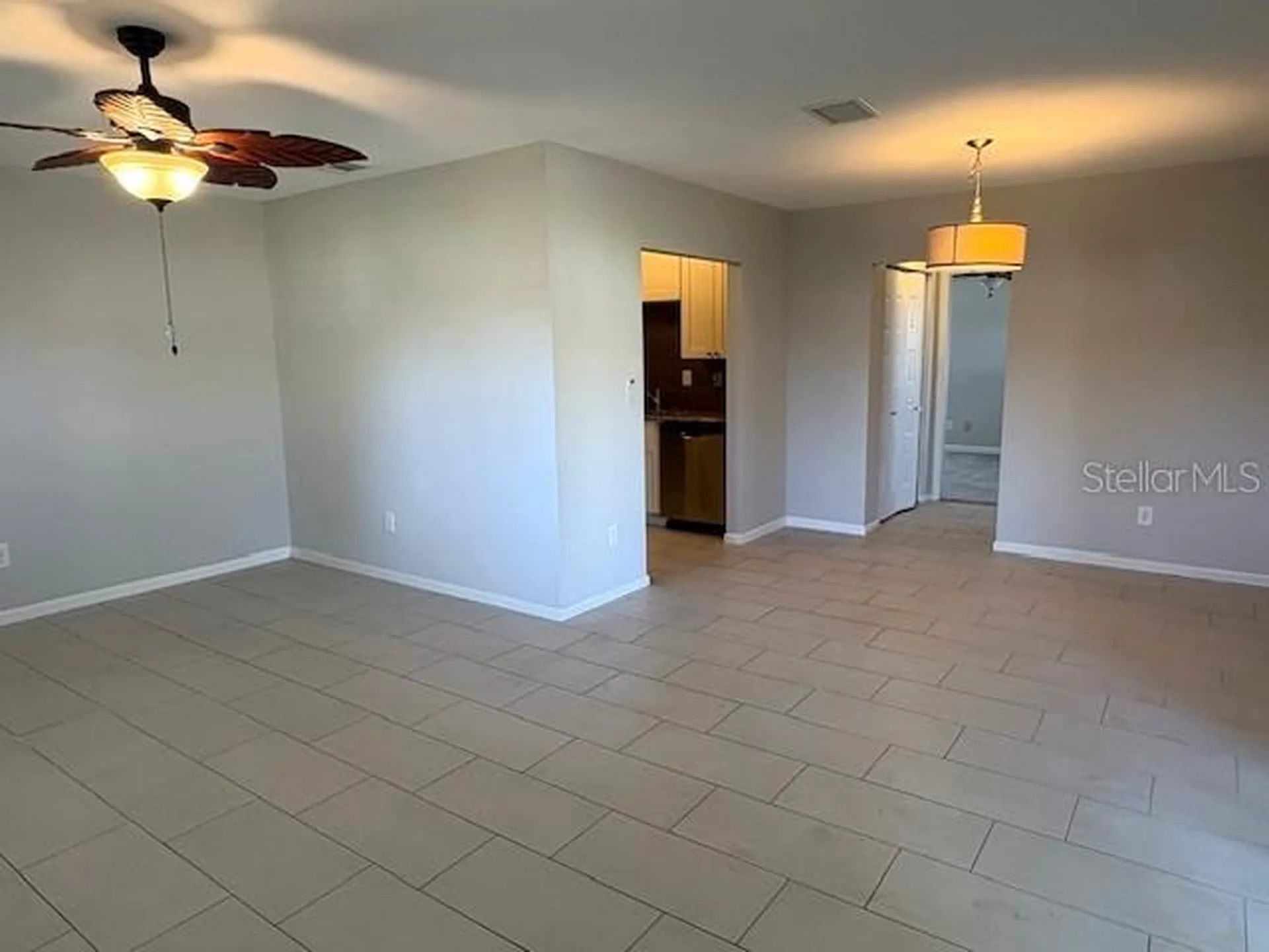 1902 Dandridge Street Sun City Center FL 33573