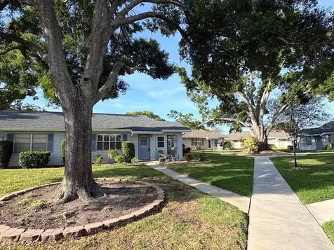 1902 Dandridge Street Sun City Center FL 33573