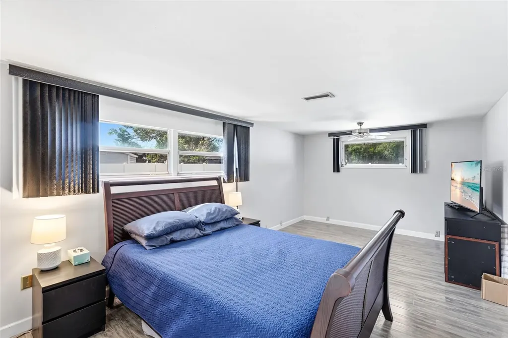 616 Saint Andrews Drive Sarasota FL 34243