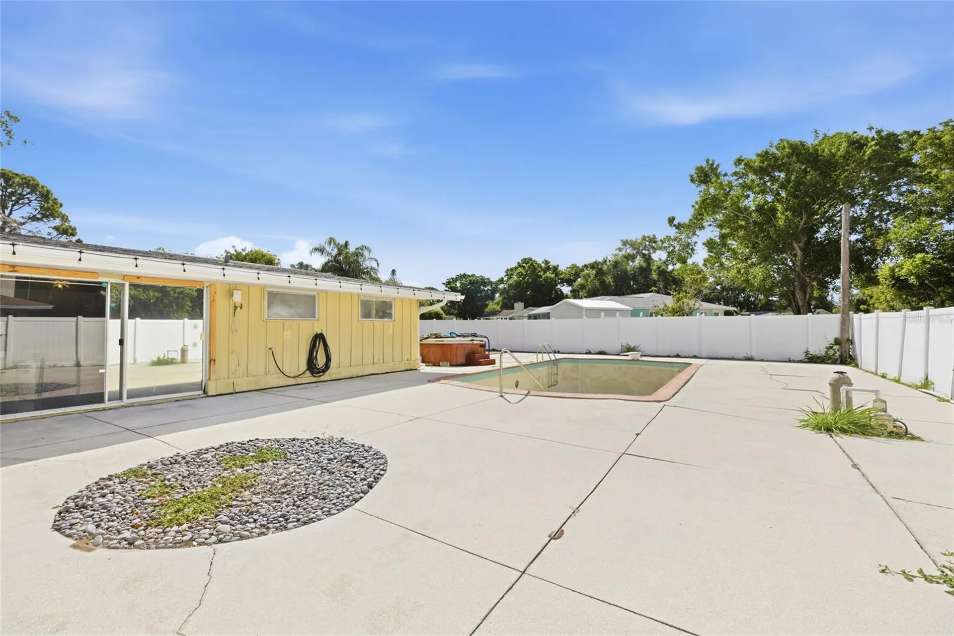 616 Saint Andrews Drive Sarasota FL 34243