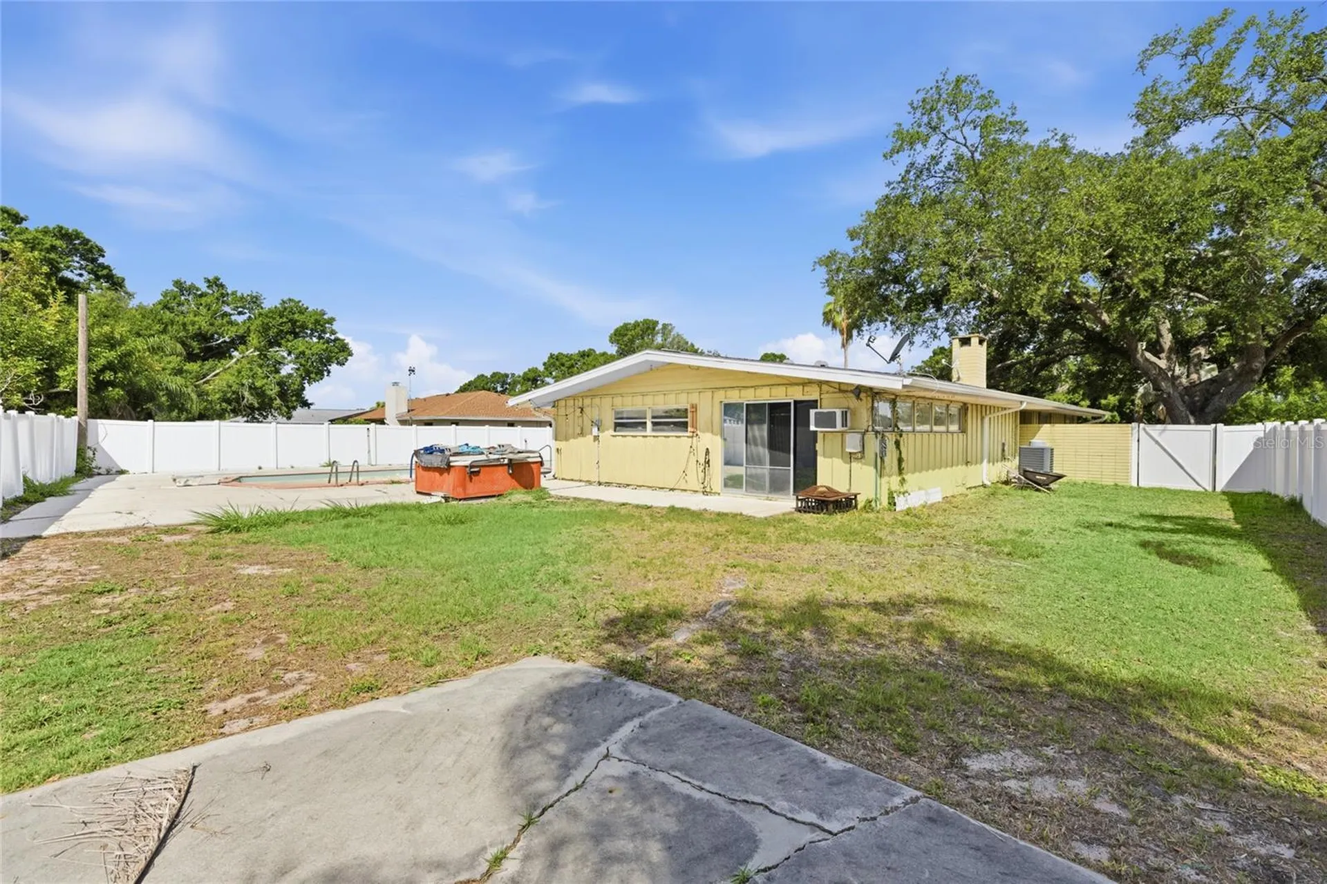 616 Saint Andrews Drive Sarasota FL 34243