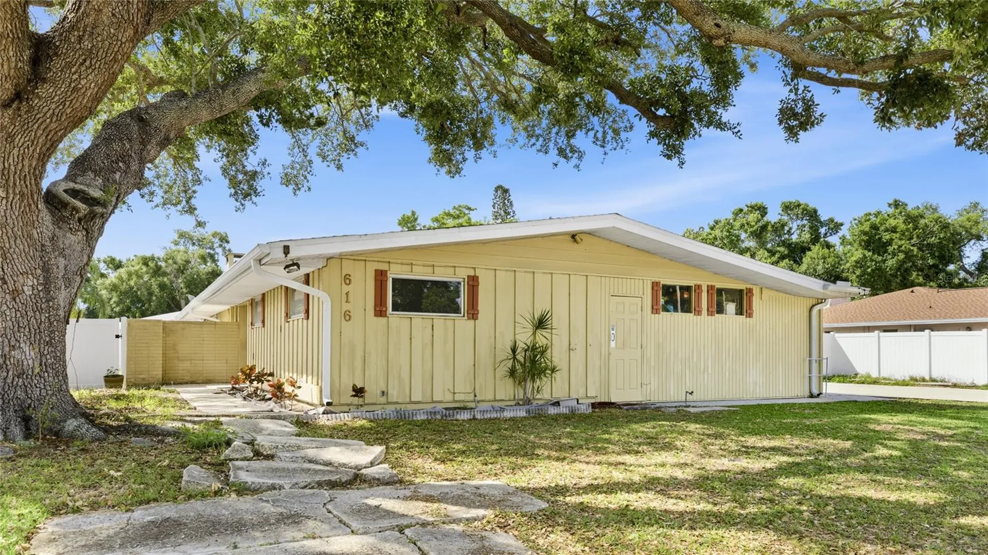 616 Saint Andrews Drive Sarasota FL 34243