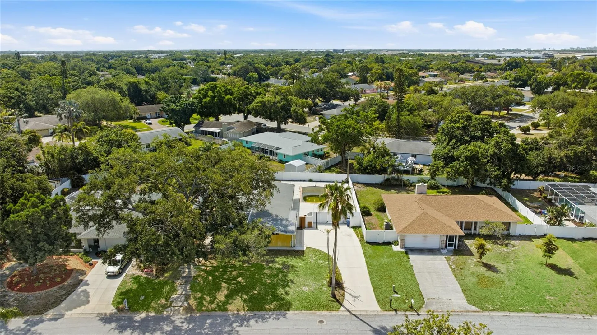 616 Saint Andrews Drive Sarasota FL 34243