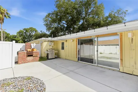 616 Saint Andrews Drive Sarasota FL 34243