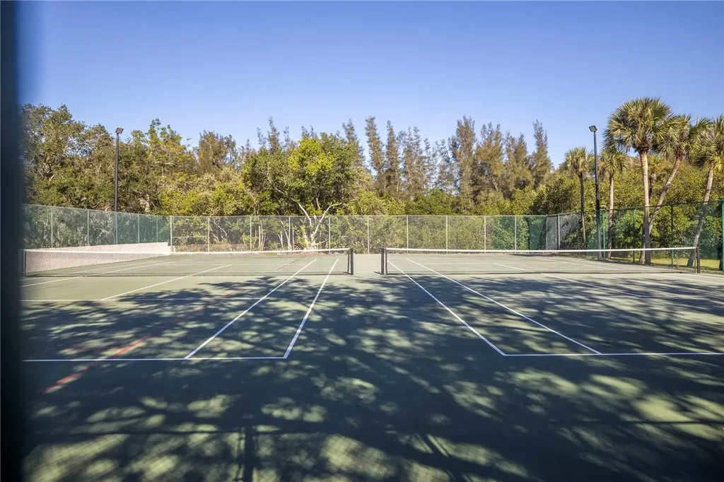 1044 Romano Court NE St Petersburg FL 33702