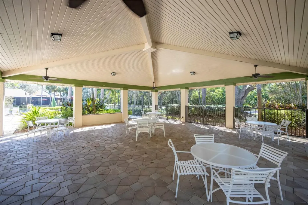 1044 Romano Court NE St Petersburg FL 33702