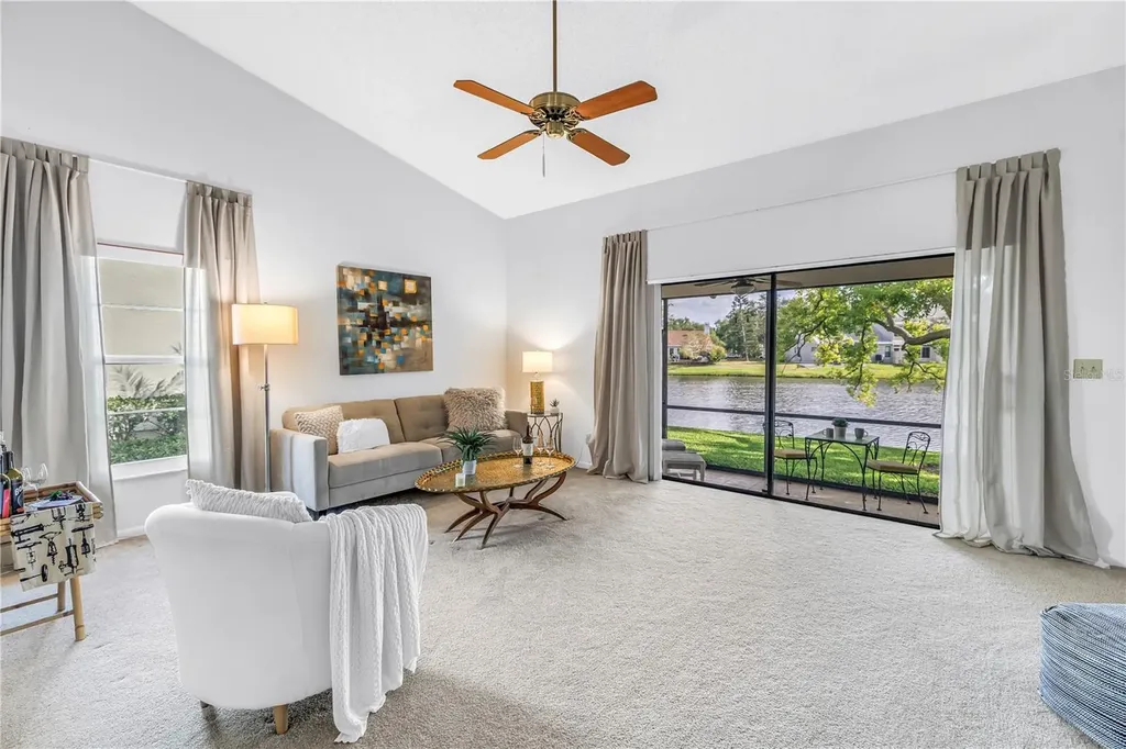 1044 Romano Court NE St Petersburg FL 33702