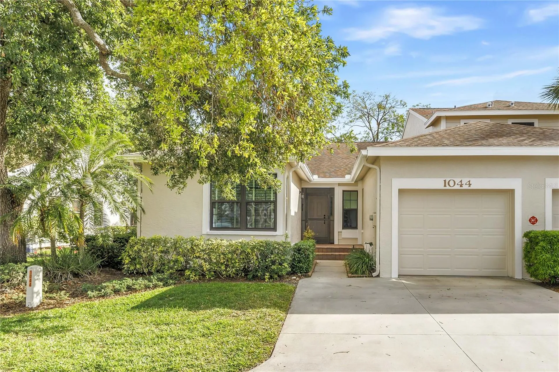 1044 Romano Court NE St Petersburg FL 33702