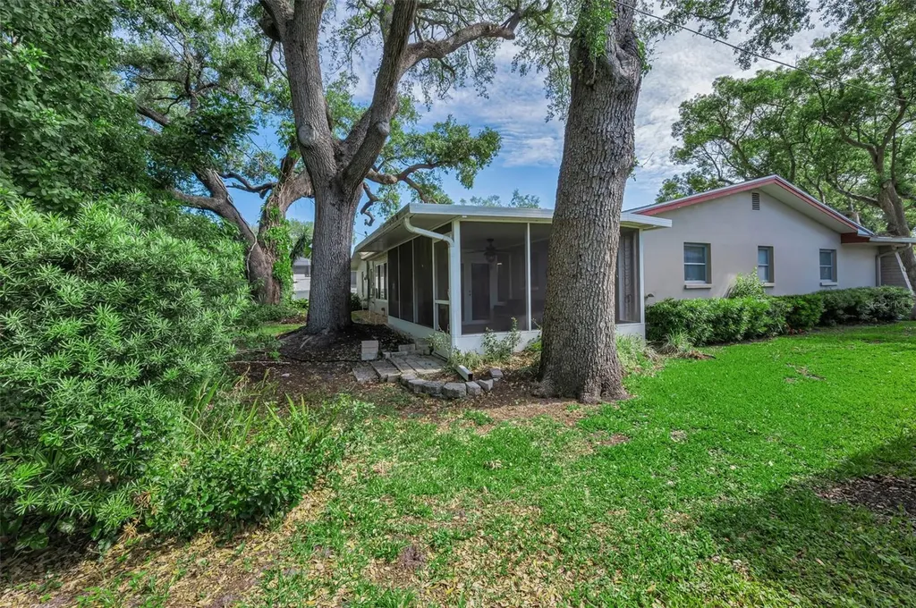 1368 Williams Drive Clearwater FL 33764