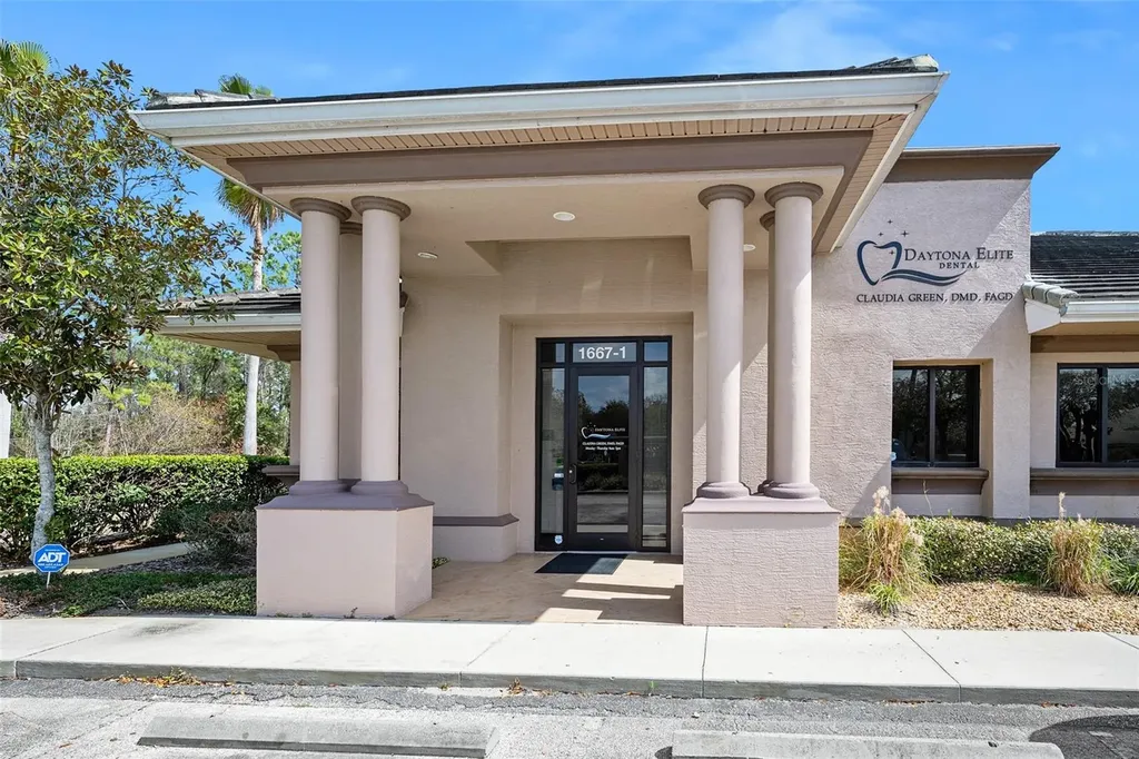 1667 N Clyde Morris Boulevard Daytona Beach FL 32117