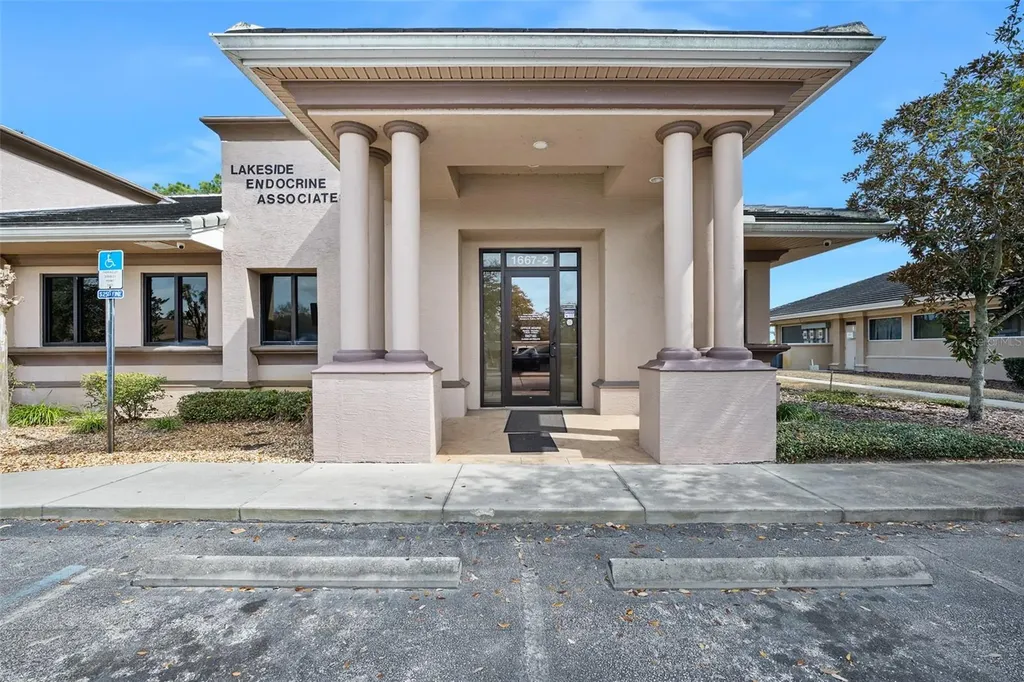 1667 N Clyde Morris Boulevard Daytona Beach FL 32117
