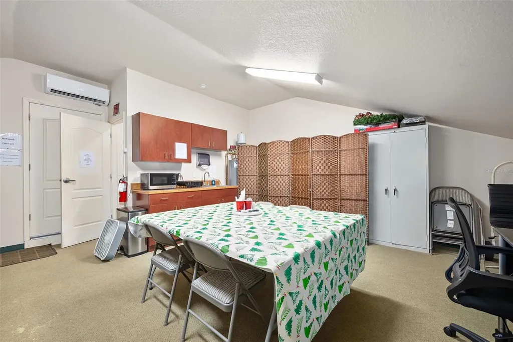 1667 N Clyde Morris Boulevard Daytona Beach FL 32117