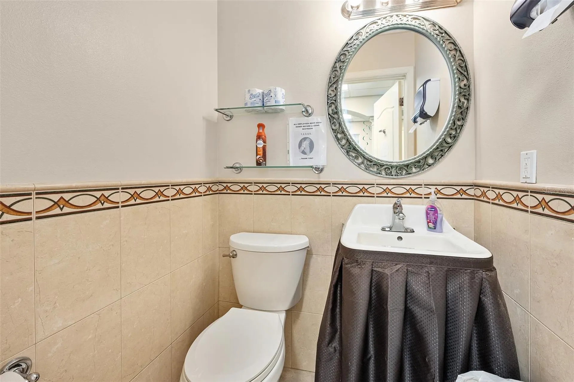 1667 N Clyde Morris Boulevard Daytona Beach FL 32117