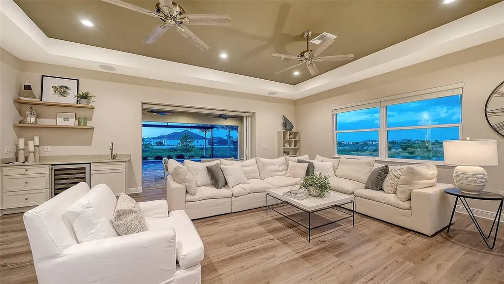 3554 Recurve Circle Sarasota FL 34240