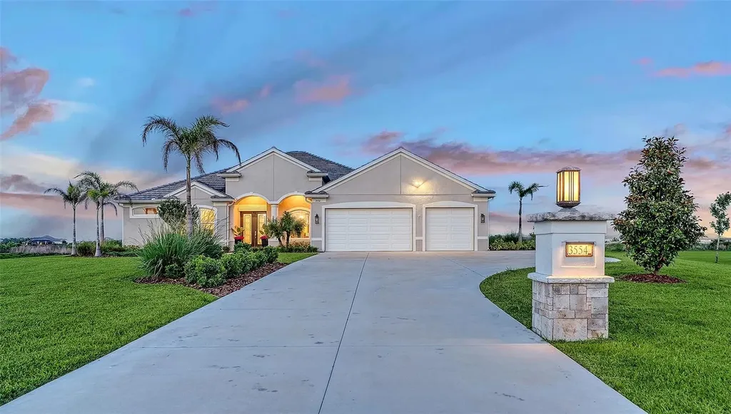 3554 Recurve Circle Sarasota FL 34240