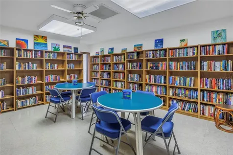 2514 Royal Pines Circle Clearwater FL 33763
