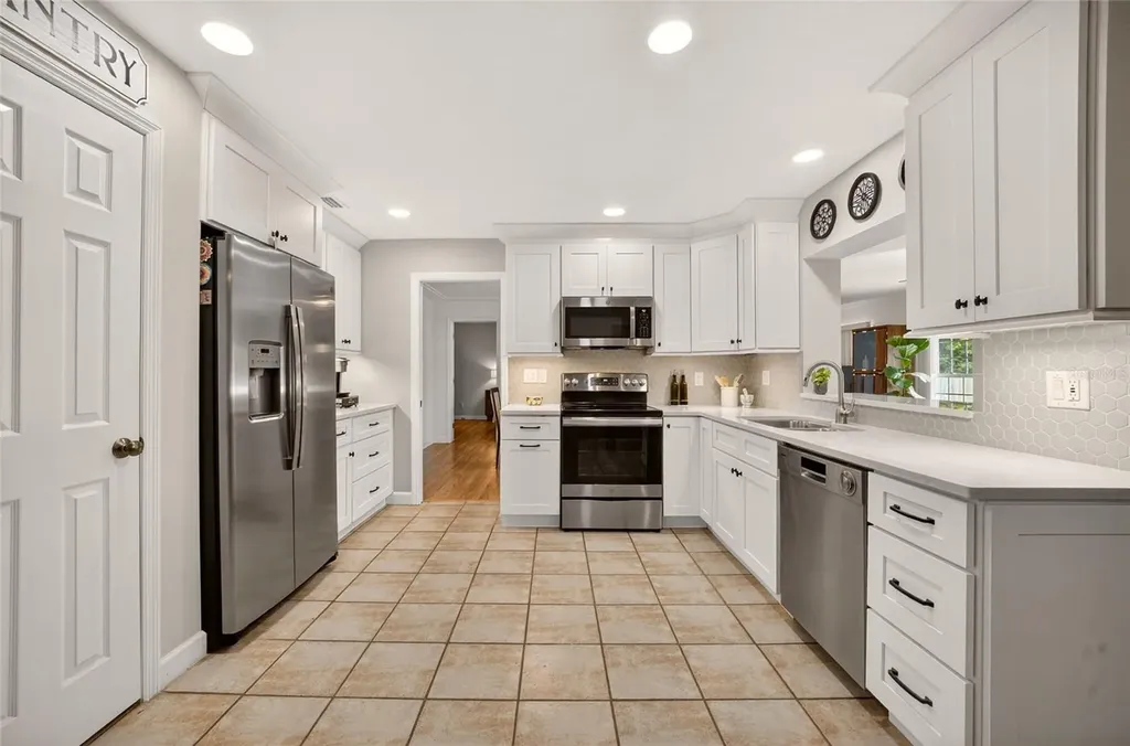 1018 Bradford Drive Winter Park FL 32792