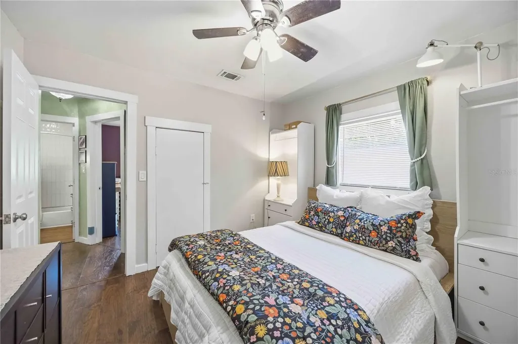 1223 12th Avenue W Bradenton FL 34205