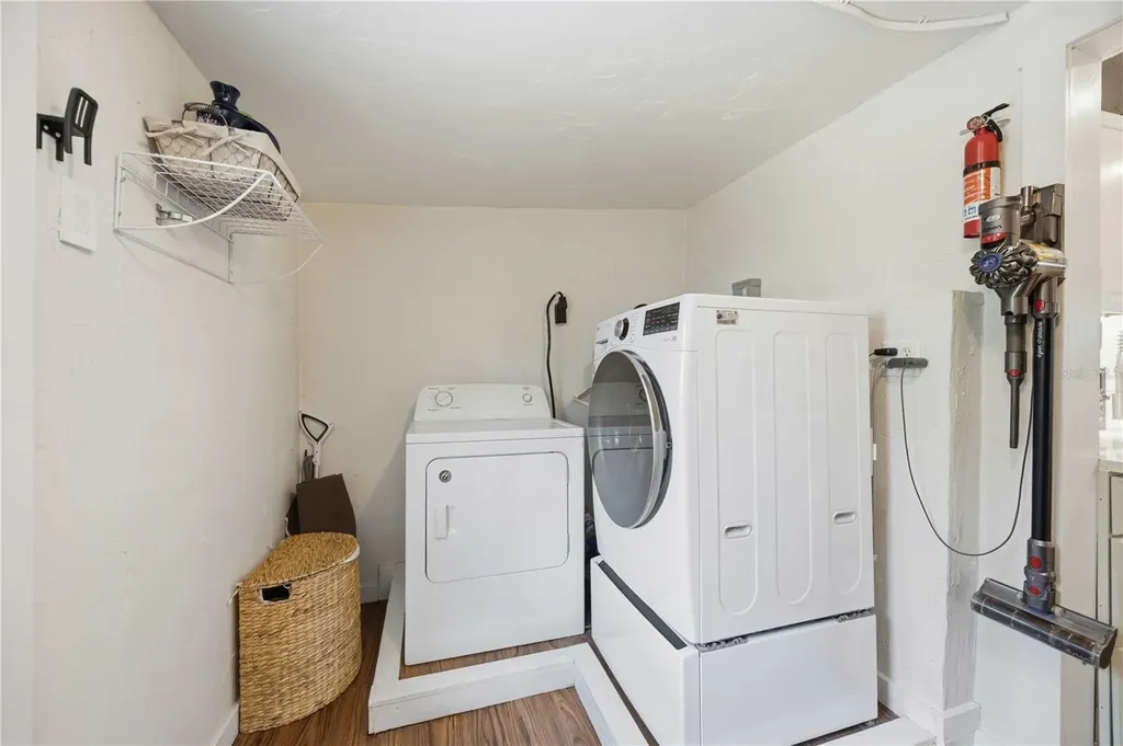 1223 12th Avenue W Bradenton FL 34205