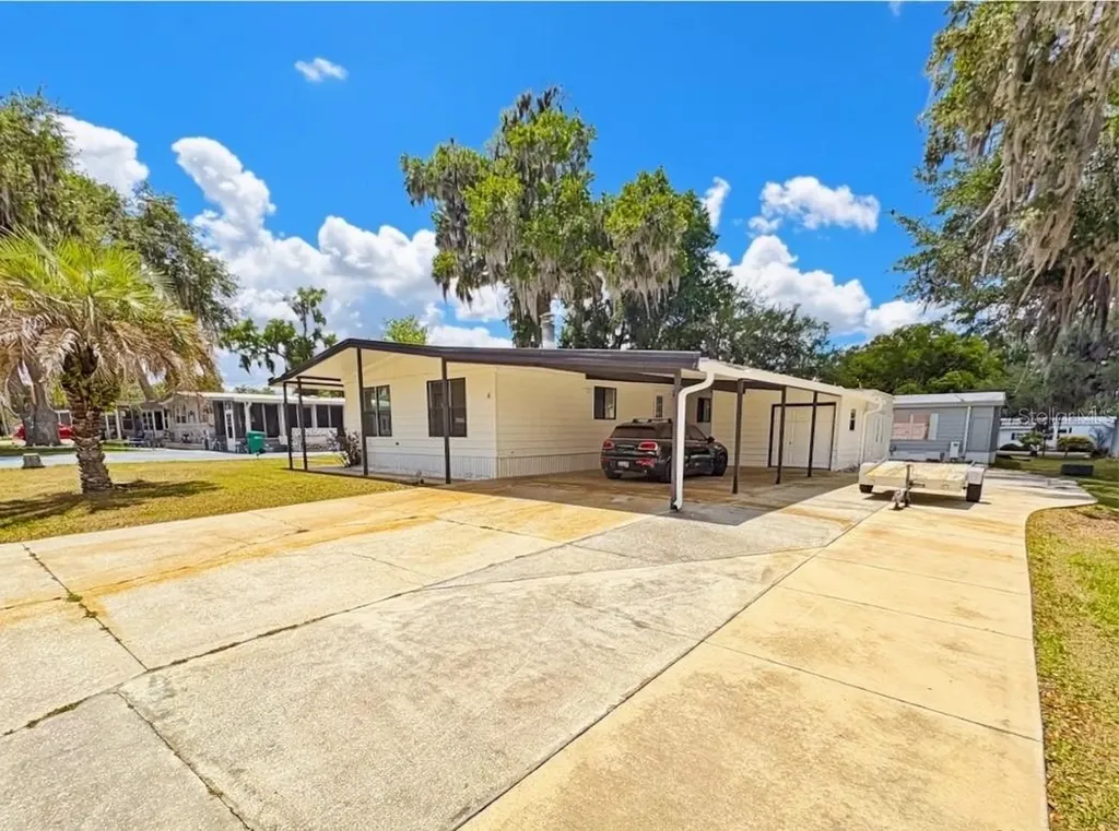 4 E Quail Run Wildwood FL 34785
