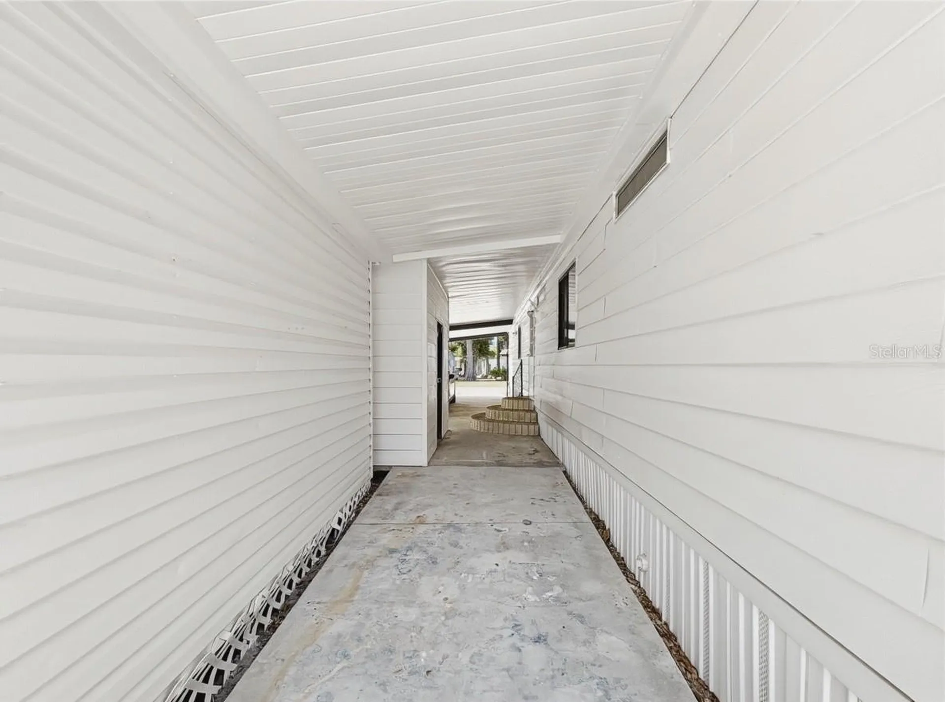 4 E Quail Run Wildwood FL 34785