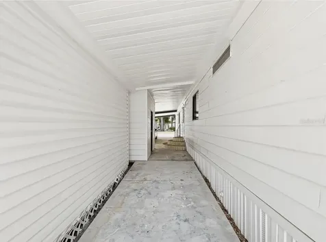 4 E Quail Run Wildwood FL 34785