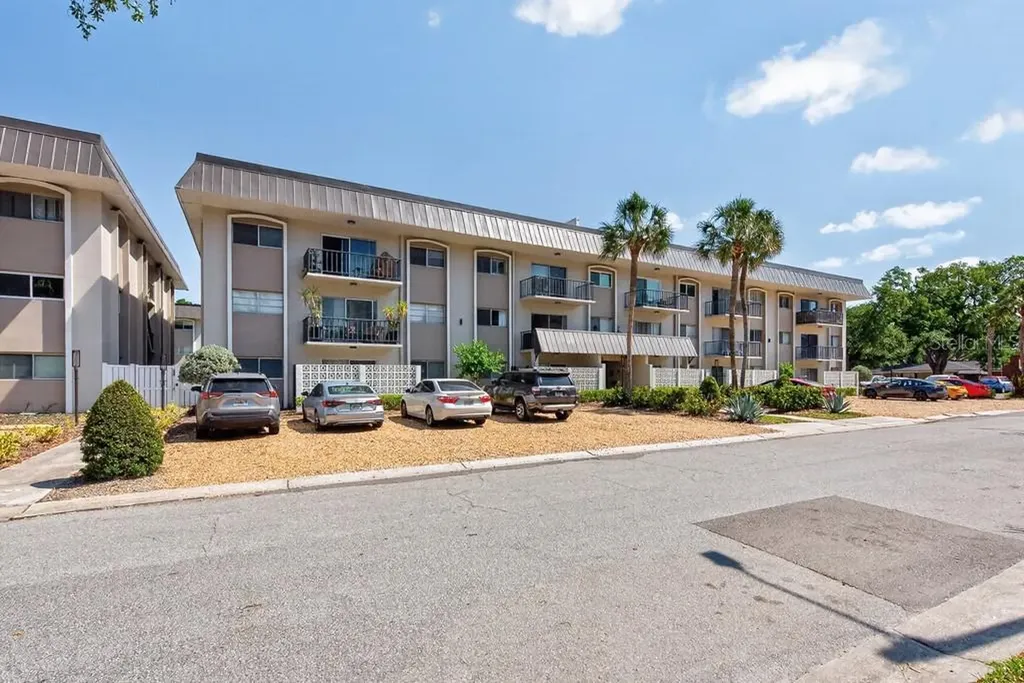 4607 W Fig Street Tampa FL 33609