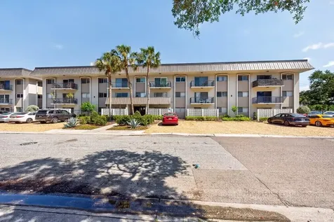 4607 W Fig Street Tampa FL 33609