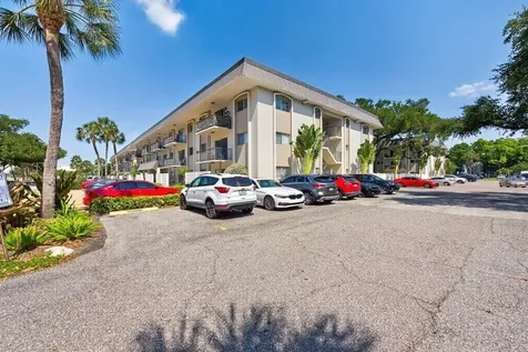 4607 W Fig Street Tampa FL 33609