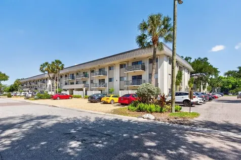 4607 W Fig Street Tampa FL 33609