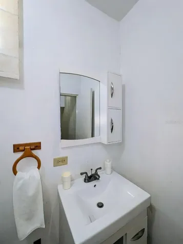56 Calle Rambla Del Almirante San Juan PR 00911