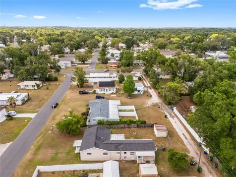4920 17th Street Zephyrhills FL 33542