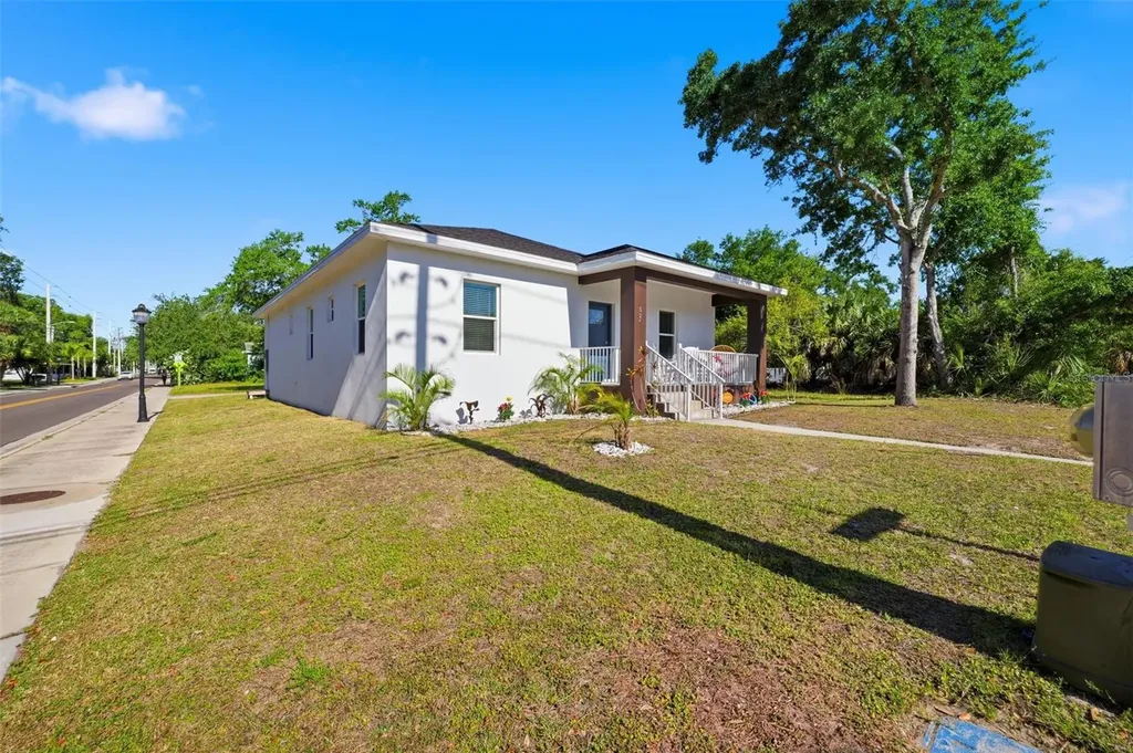 524 Grosse Avenue Avenue Tarpon Springs FL 34689