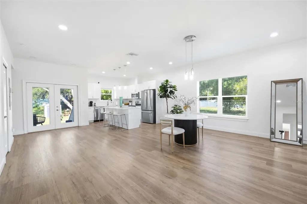 524 Grosse Avenue Avenue Tarpon Springs FL 34689