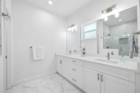 524 Grosse Avenue Avenue Tarpon Springs FL 34689