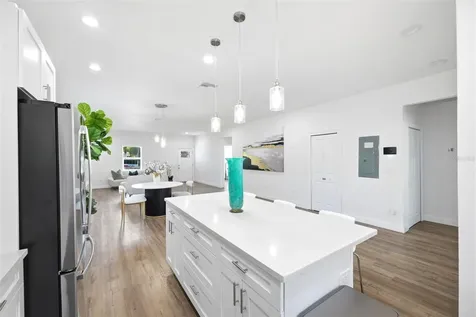 524 Grosse Avenue Avenue Tarpon Springs FL 34689