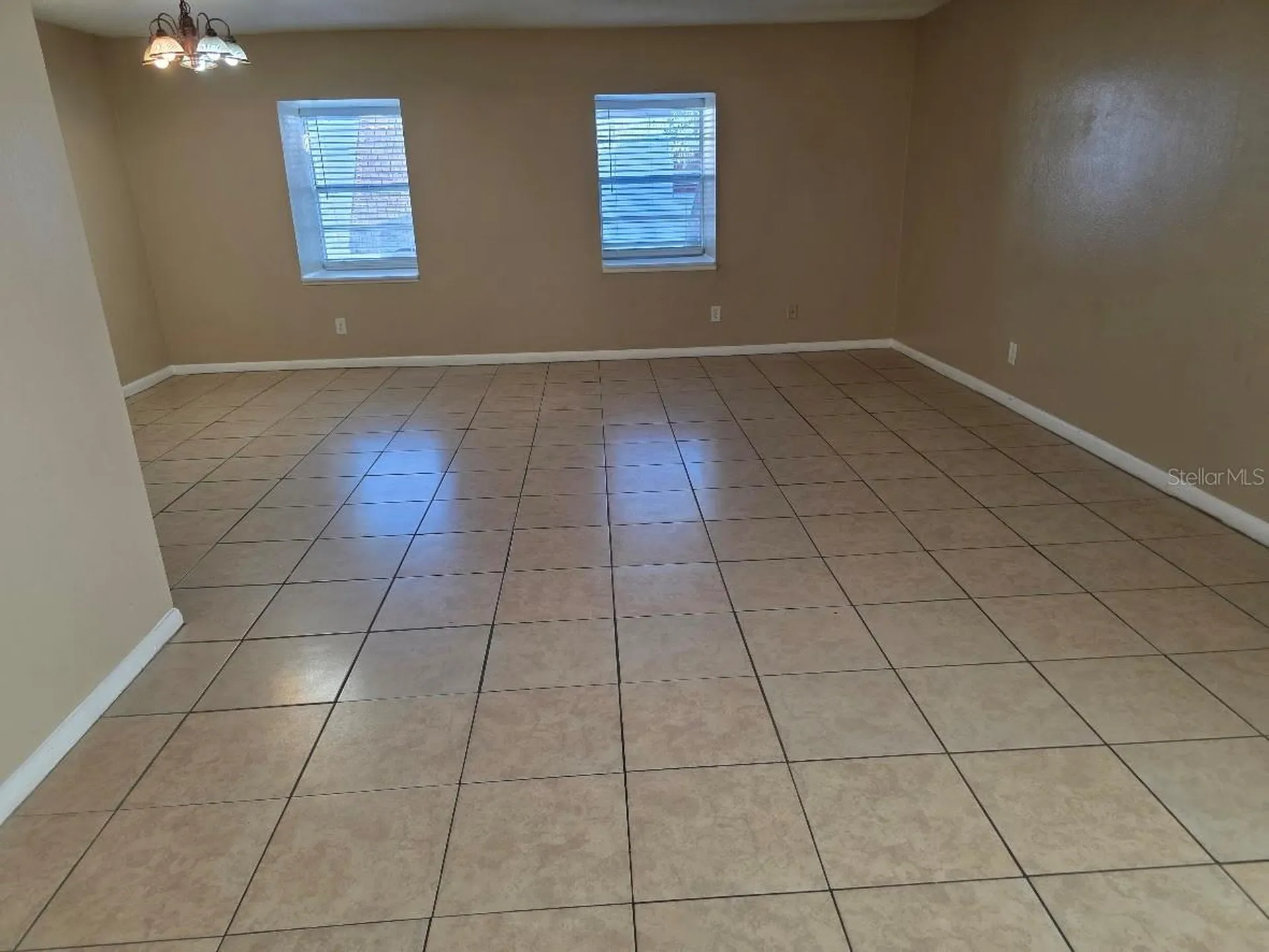 9004 Tudor Drive Tampa FL 33615