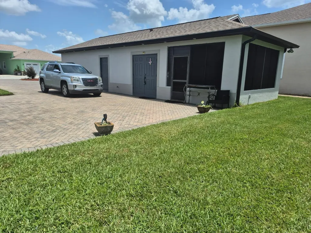389 Nolane Lane Polk City FL 33868