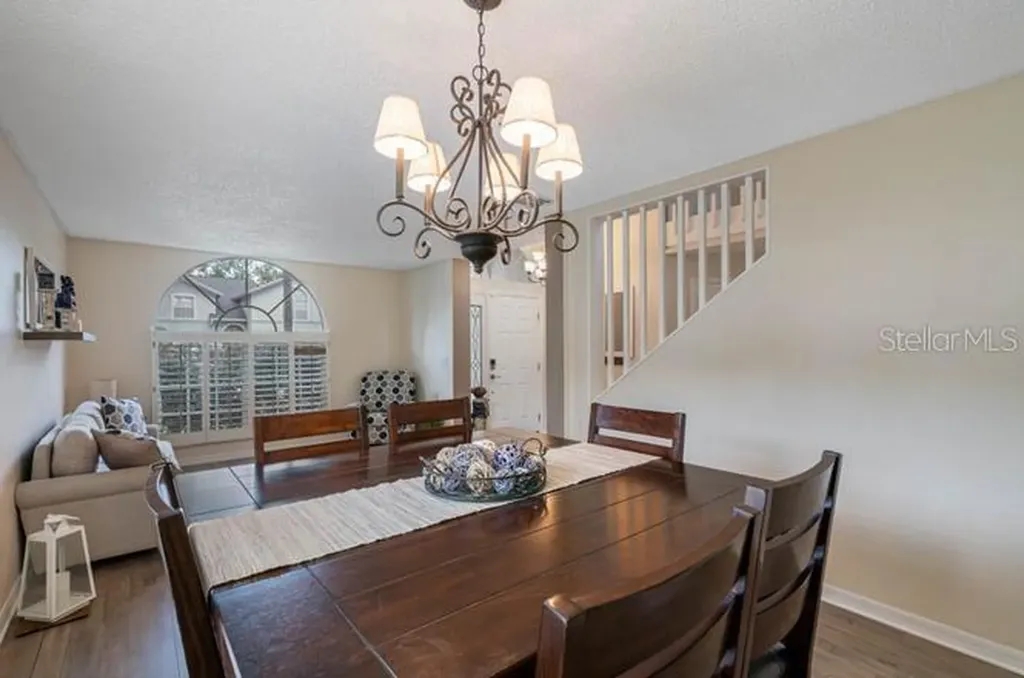 2301 Millcreek Court Valrico FL 33596