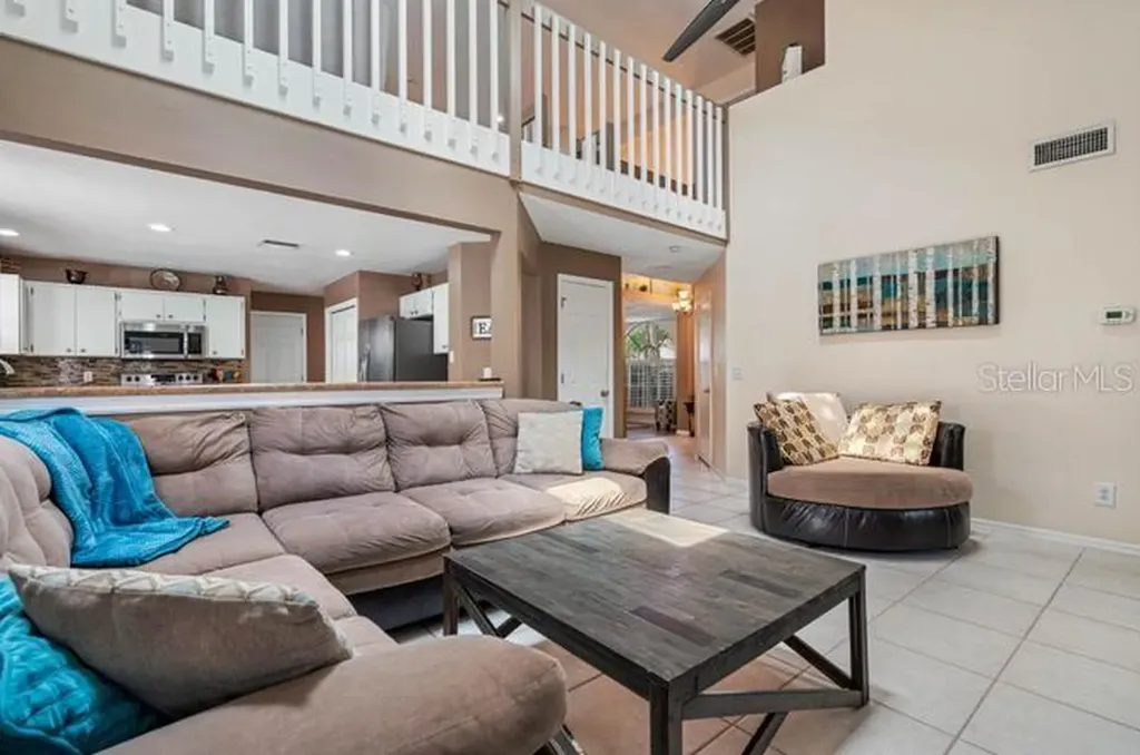 2301 Millcreek Court Valrico FL 33596