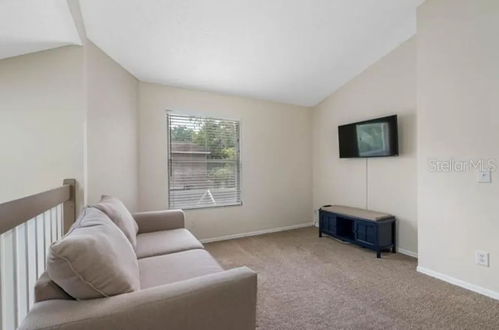 2301 Millcreek Court Valrico FL 33596