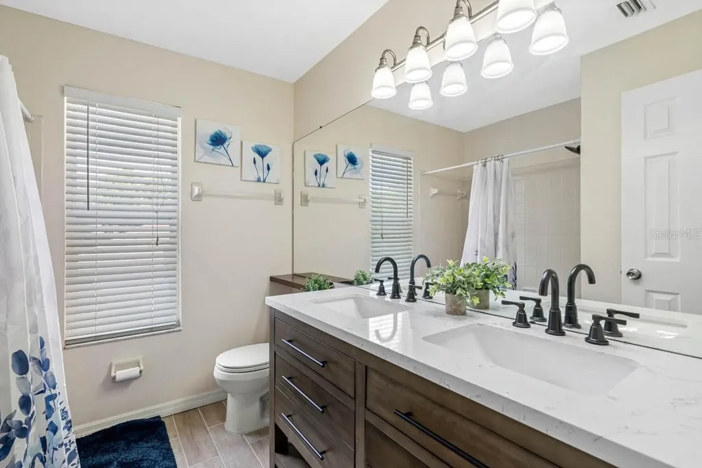 2301 Millcreek Court Valrico FL 33596