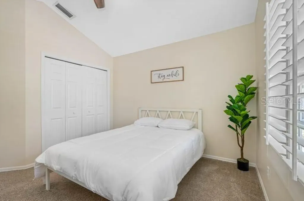 2301 Millcreek Court Valrico FL 33596