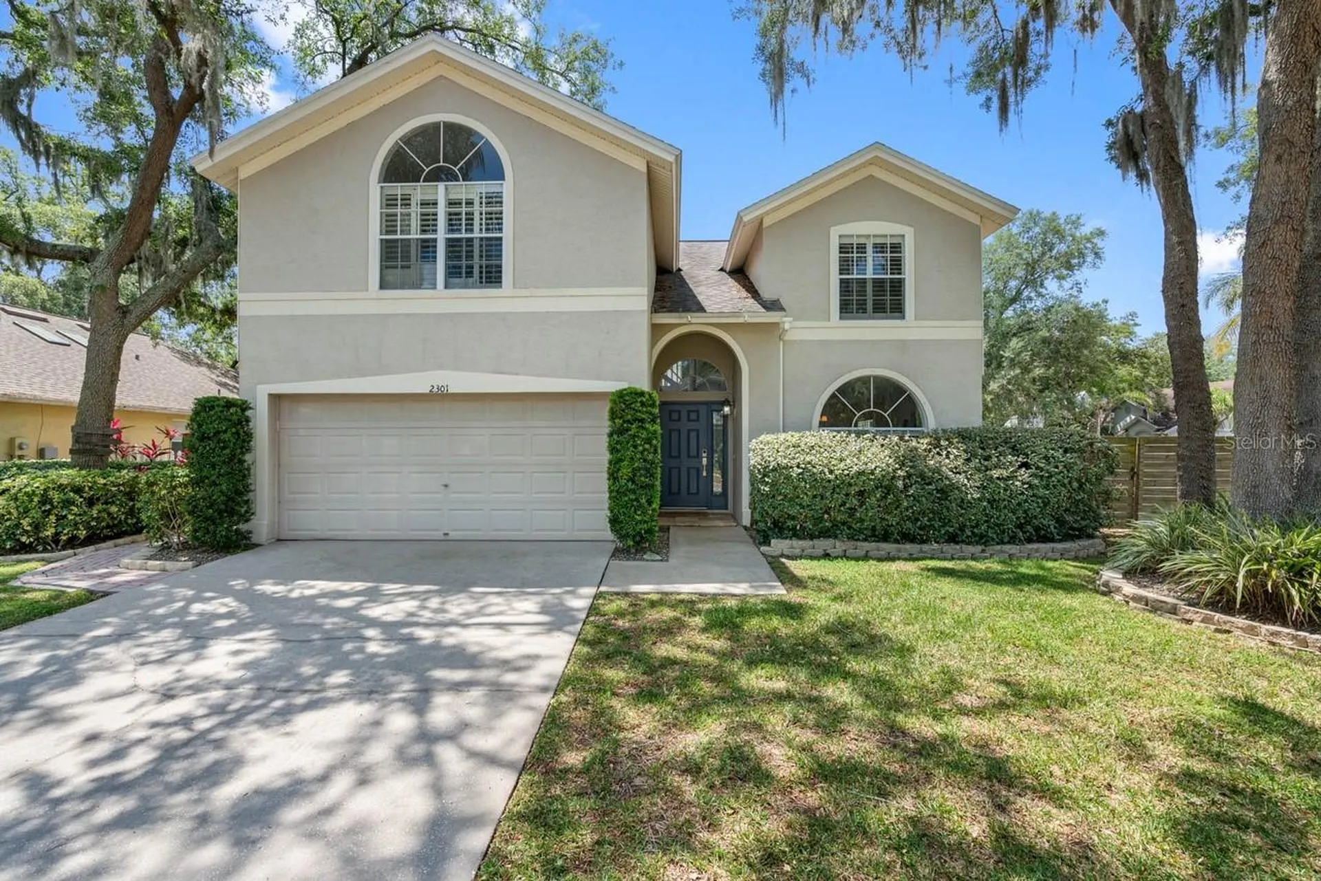 2301 Millcreek Court Valrico FL 33596
