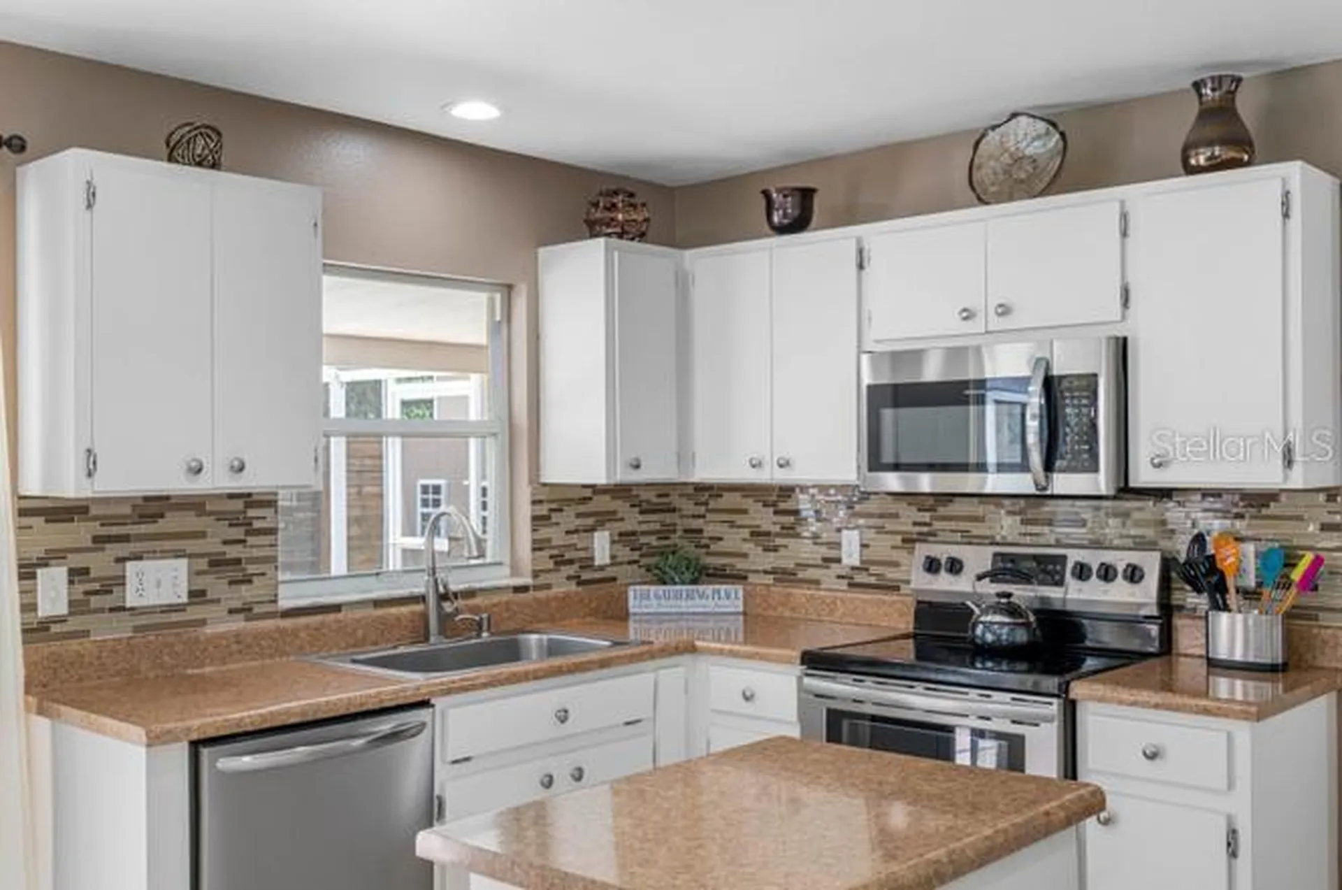 2301 Millcreek Court Valrico FL 33596